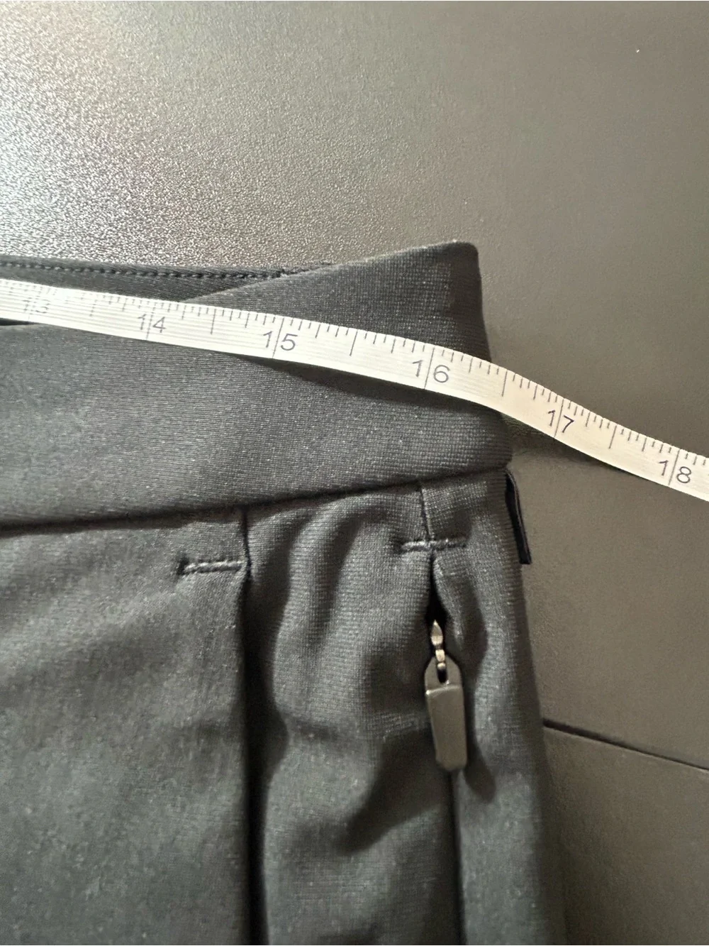 Lululemon Commission Short 9” Black Men’s Size 32 Athleisure Sporty Golf